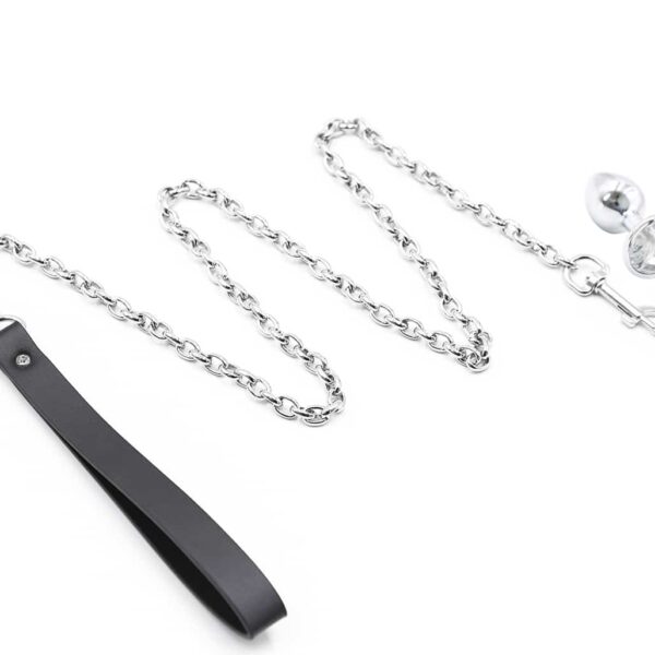 small-detachable-jewelled-butt-plug-with-chain-leash-loveshop-cy